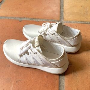 Adidas tubular viral sneakers